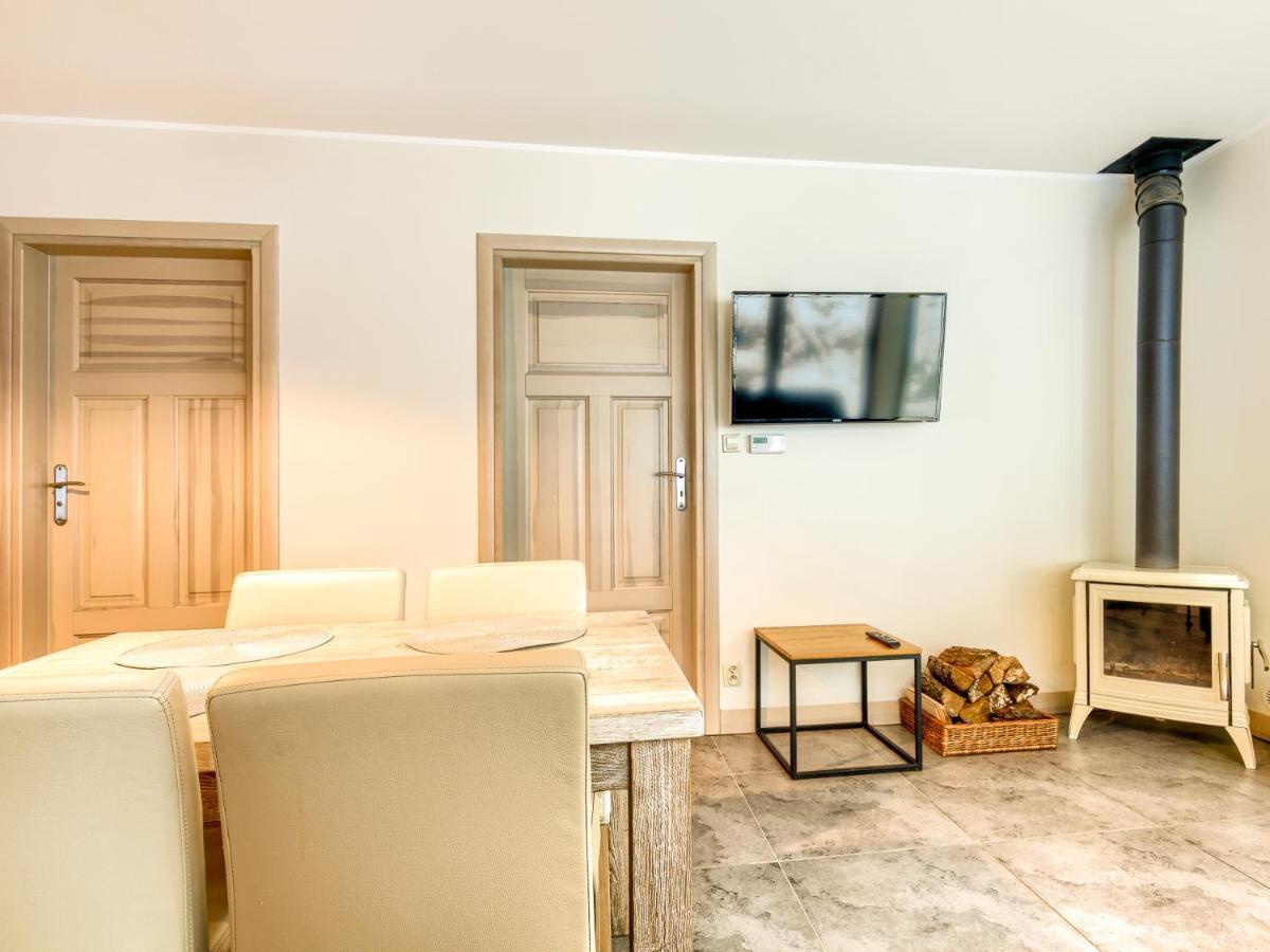 Mazursko - Komfortowe Apartamenty Nad Jeziorem, Sauna, Kominki Na Parterze Kretowiny Exteriör bild
