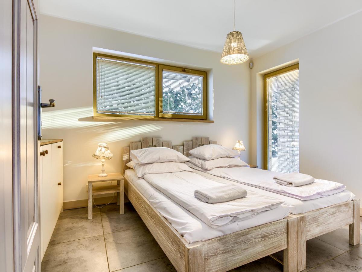 Mazursko - Komfortowe Apartamenty Nad Jeziorem, Sauna, Kominki Na Parterze Kretowiny Exteriör bild