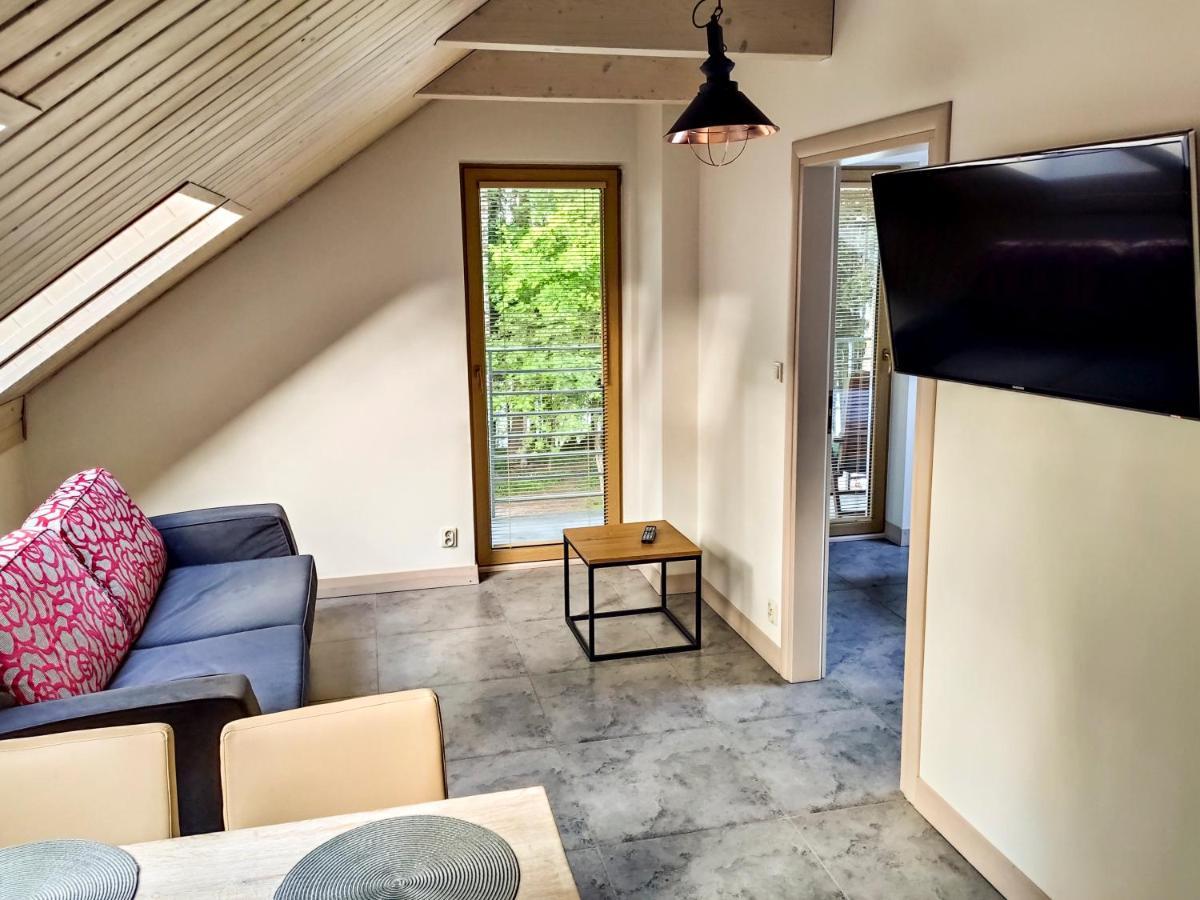 Mazursko - Komfortowe Apartamenty Nad Jeziorem, Sauna, Kominki Na Parterze Kretowiny Exteriör bild