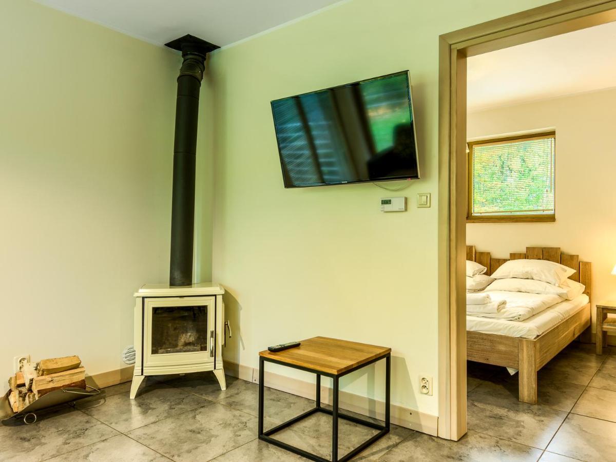 Mazursko - Komfortowe Apartamenty Nad Jeziorem, Sauna, Kominki Na Parterze Kretowiny Exteriör bild