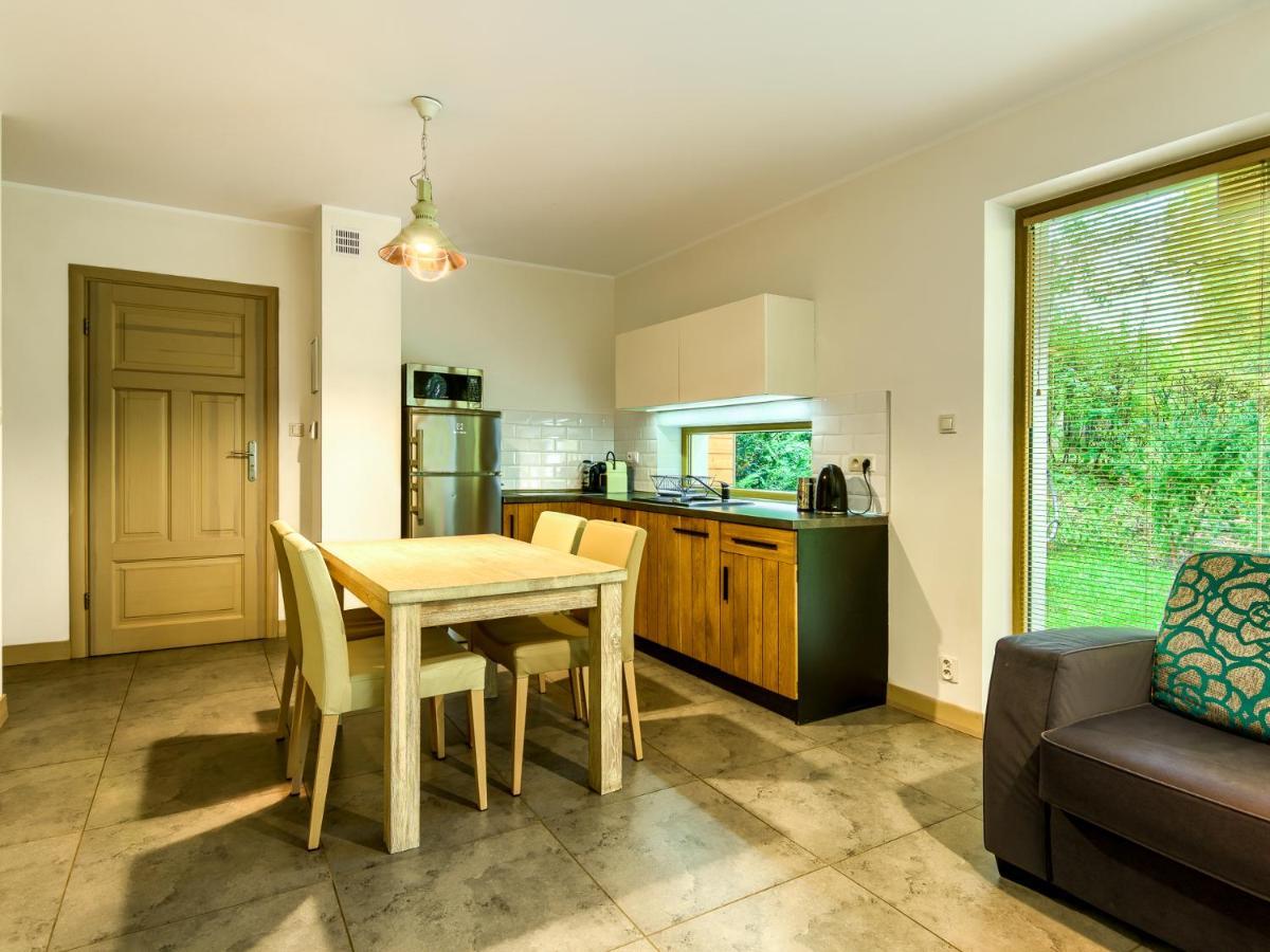 Mazursko - Komfortowe Apartamenty Nad Jeziorem, Sauna, Kominki Na Parterze Kretowiny Exteriör bild