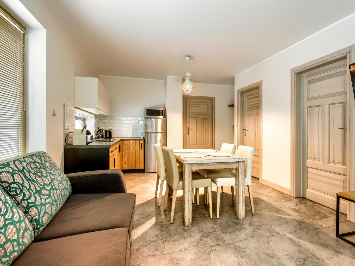 Mazursko - Komfortowe Apartamenty Nad Jeziorem, Sauna, Kominki Na Parterze Kretowiny Exteriör bild
