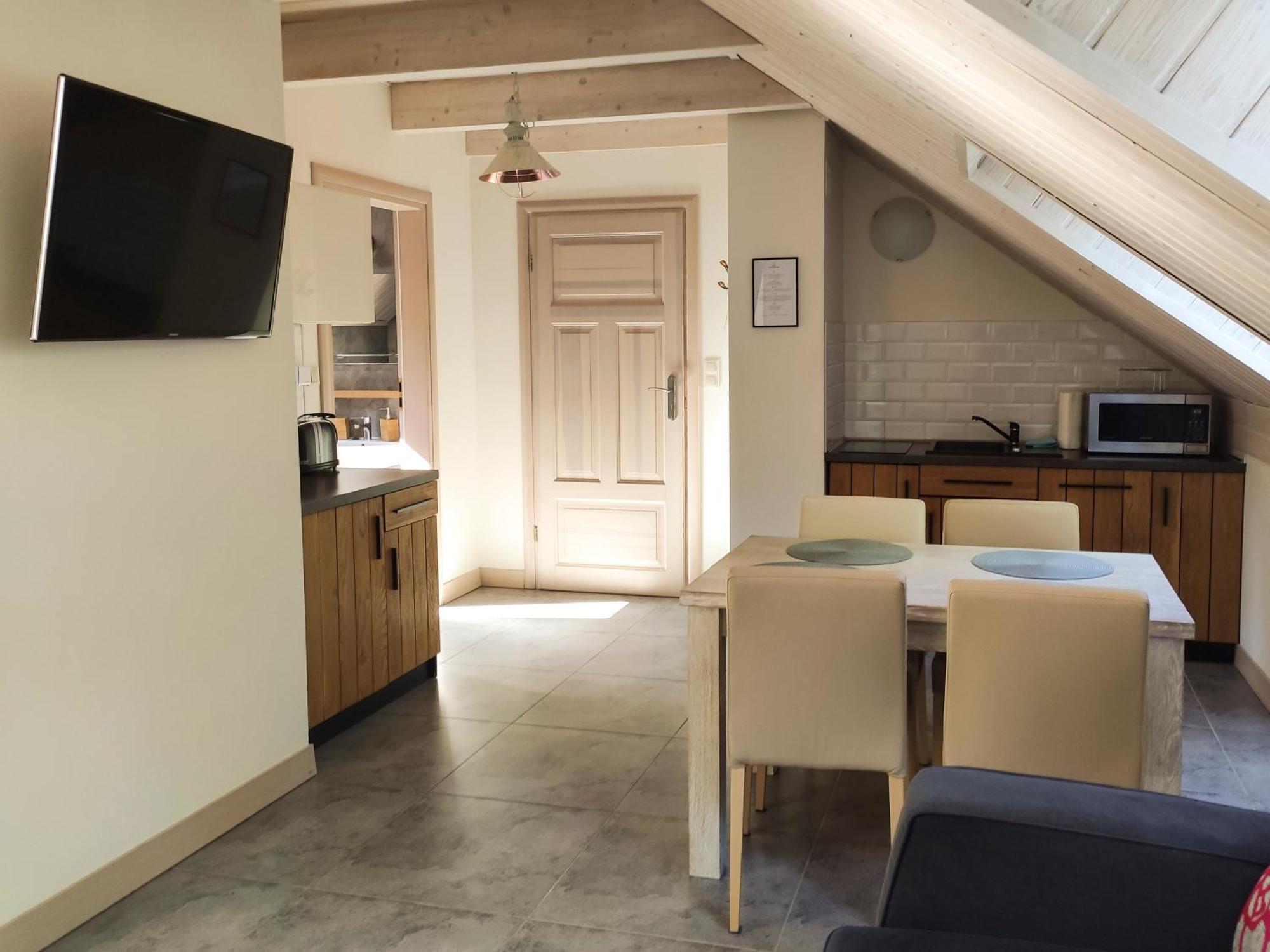 Mazursko - Komfortowe Apartamenty Nad Jeziorem, Sauna, Kominki Na Parterze Kretowiny Rum bild